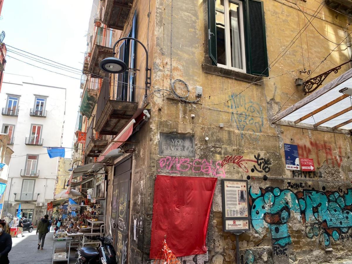 Home In Love: Vicoletto Dei Presepi Napoli Exterior foto