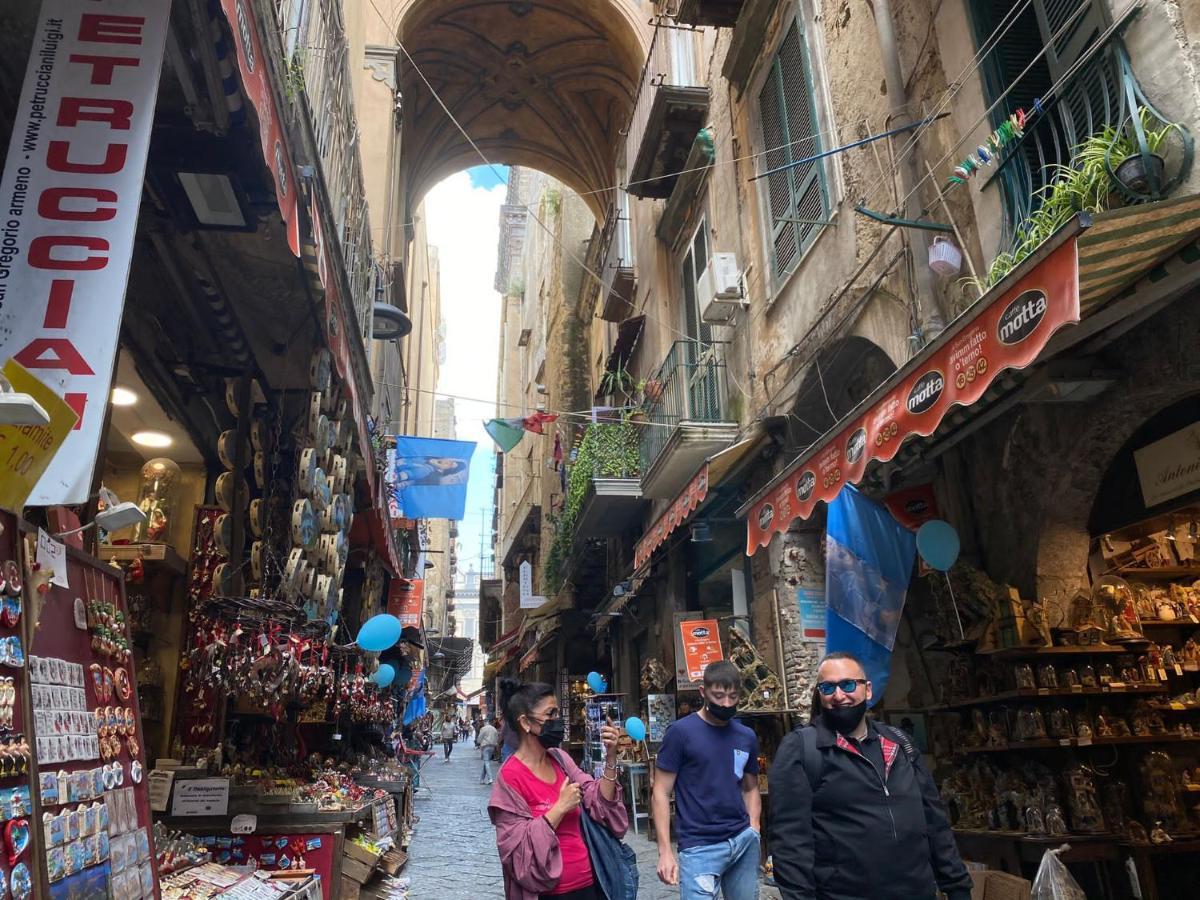 Home In Love: Vicoletto Dei Presepi Napoli Exterior foto