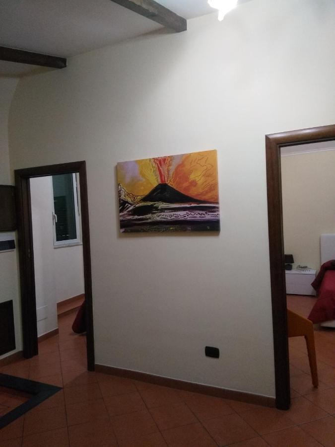 Home In Love: Vicoletto Dei Presepi Napoli Exterior foto